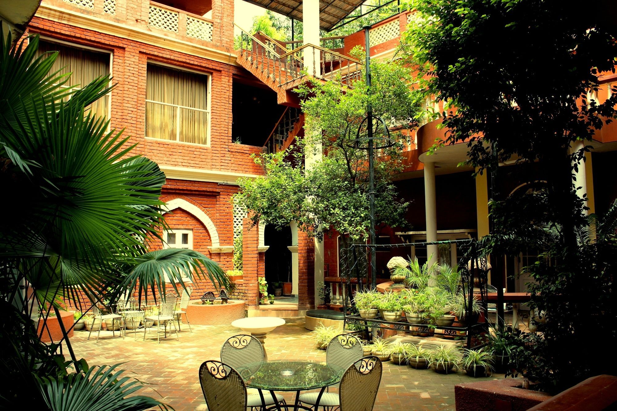 Hotel Ranjit'S Svaasa Amritsar Exterior foto